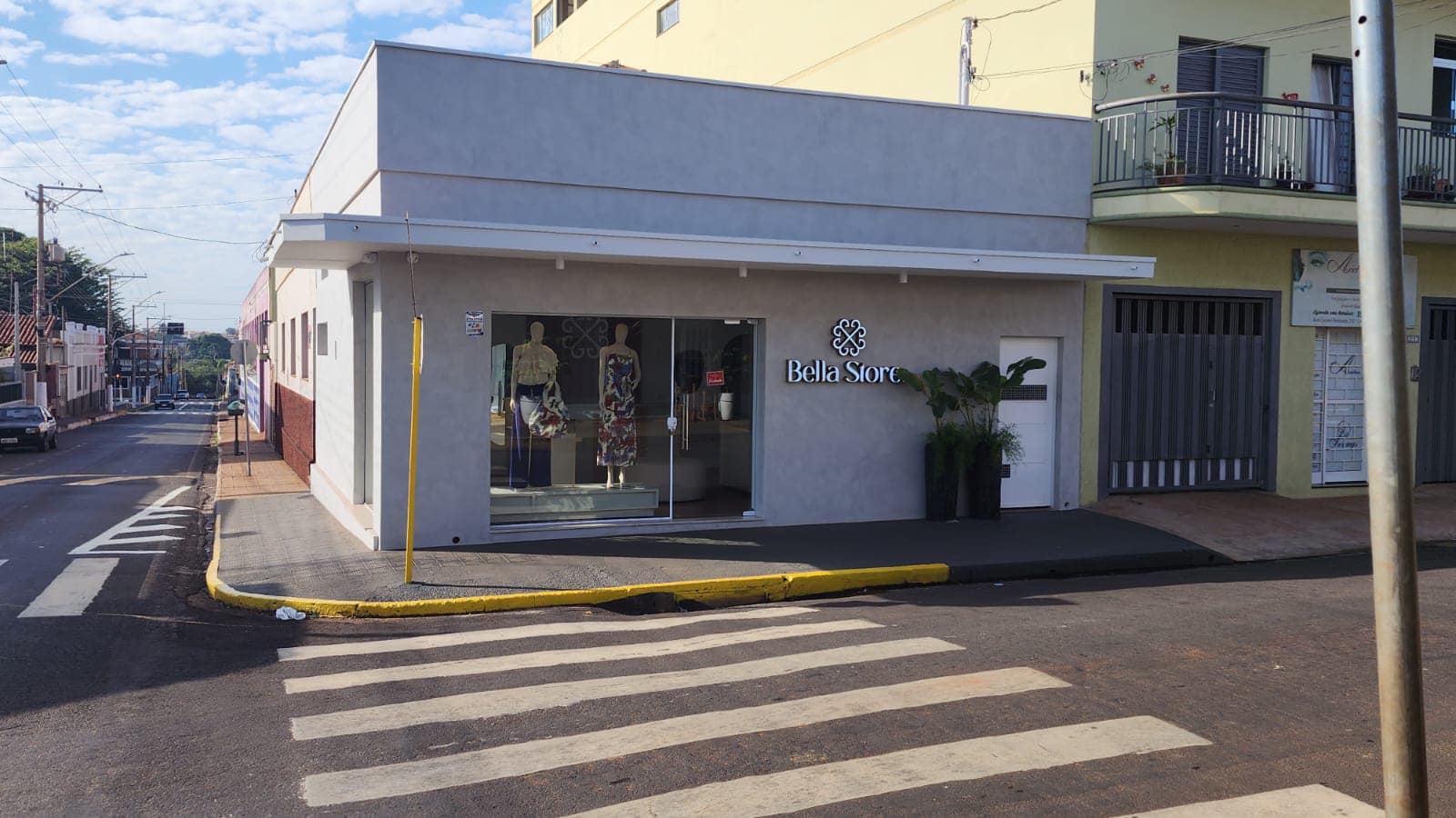 Rua Crispim de Abreu , n 494- Centro / Comércio ,  Rua Coronel Penteado, n251- Centro EXCELENTE LOCALIZAÇÃO