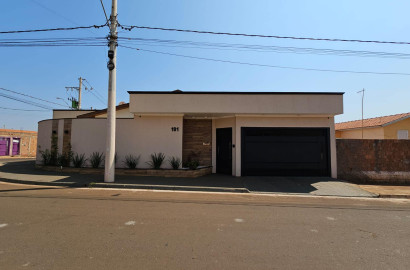 Casa Rua Édson Anivaldo Zanatta, n 101, Conjunto Habitacional Nino Deperon