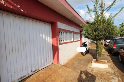 Duas Casas Rua Diamantino Mendes Ramos, n 160- Conjunto Habitacional Etore Marquezelli