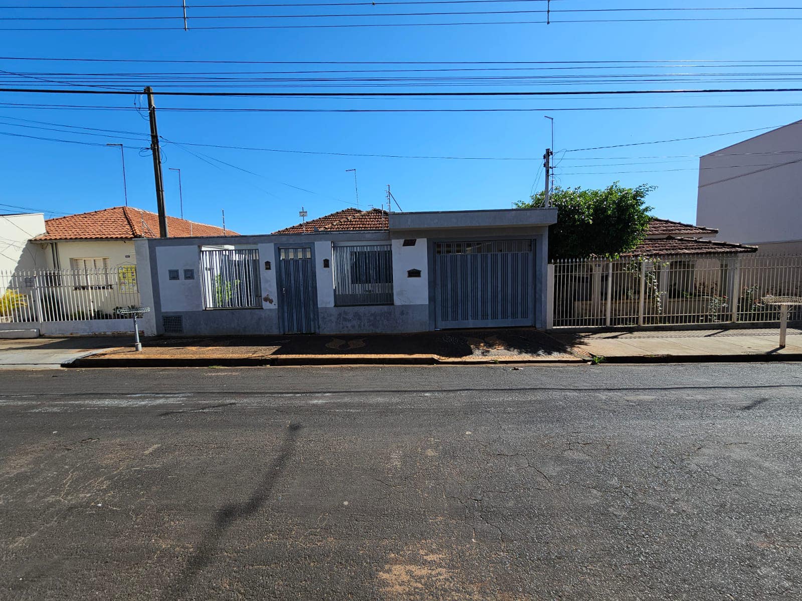 Casa / Sobrado Residencial Excelente Localização, Rua Prudente de Moraes, n917- Vila Bortone