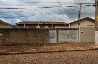 Casa Rua Monteiro de Barros, n 56- Centro Ótima Localização