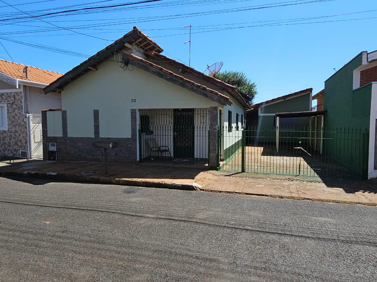Casa Rua Joaquim Mendes Ramos, n73- Centro