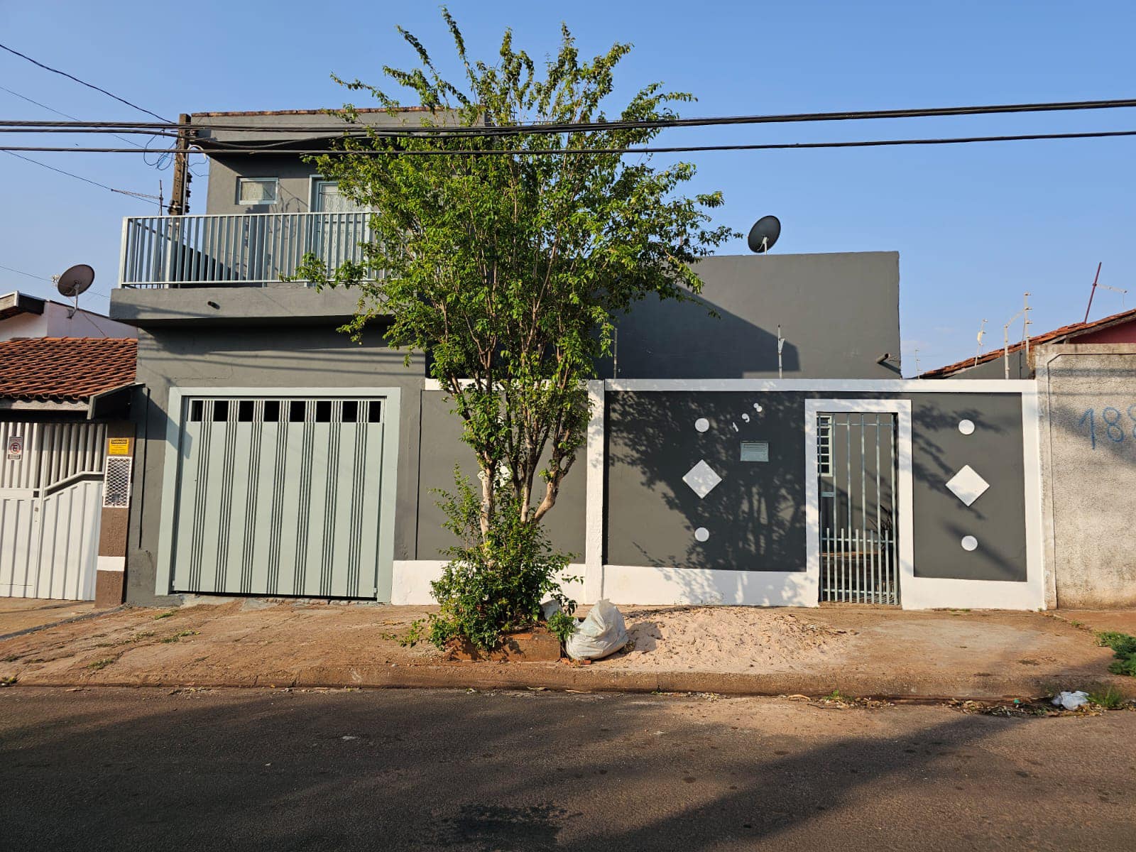 Casa Rua Lídia Baldoni Zandoná, n 198- Conjunto Habitacional Etore Marquezelli