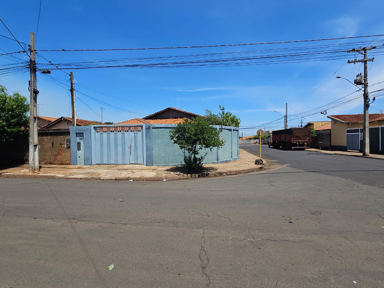 Casa Residencial - Conjunto Habitacional Etore Marquezelli