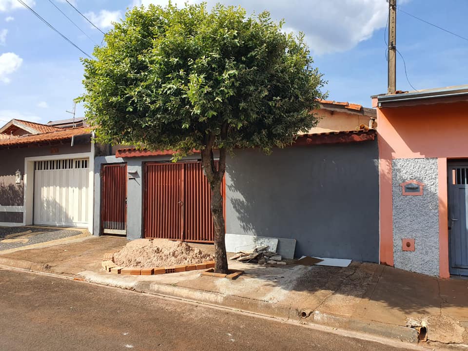Casa  Rua José Viera Martins, nº 67 - Santa Luzia