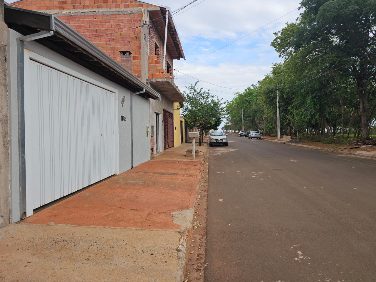 Casa Rua Paraná , n 293 - Parque Varotti