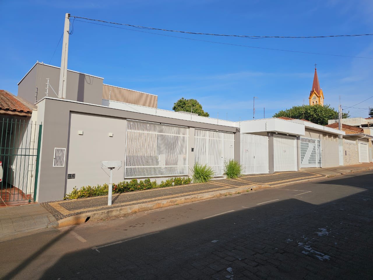 Excelente Casa Residencial - Centro ( Proximo a Praça Central)