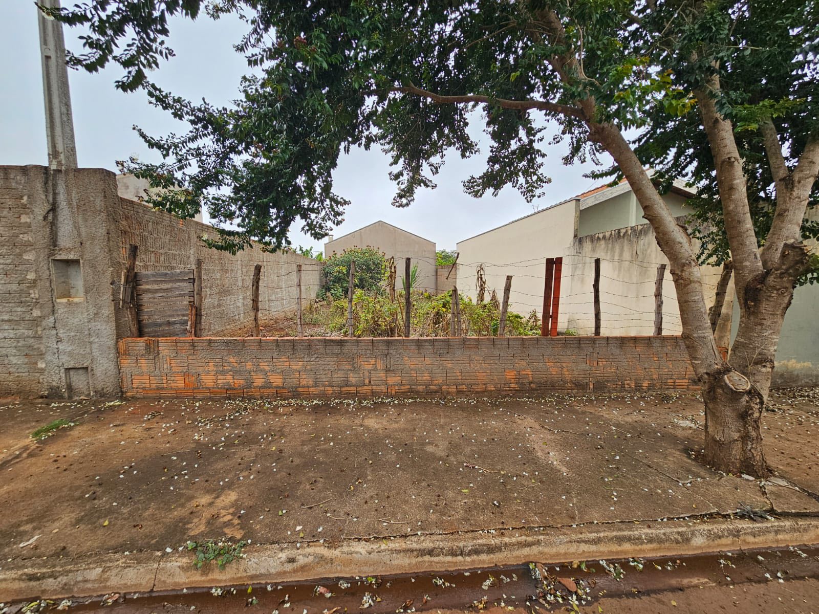 Terreno na  Rua São Paulo n 74, Lote 08 da quadra 34- Parque Varotti