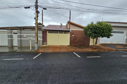 Casa Rua dos Cravos, n71- Jardim Bela Vista