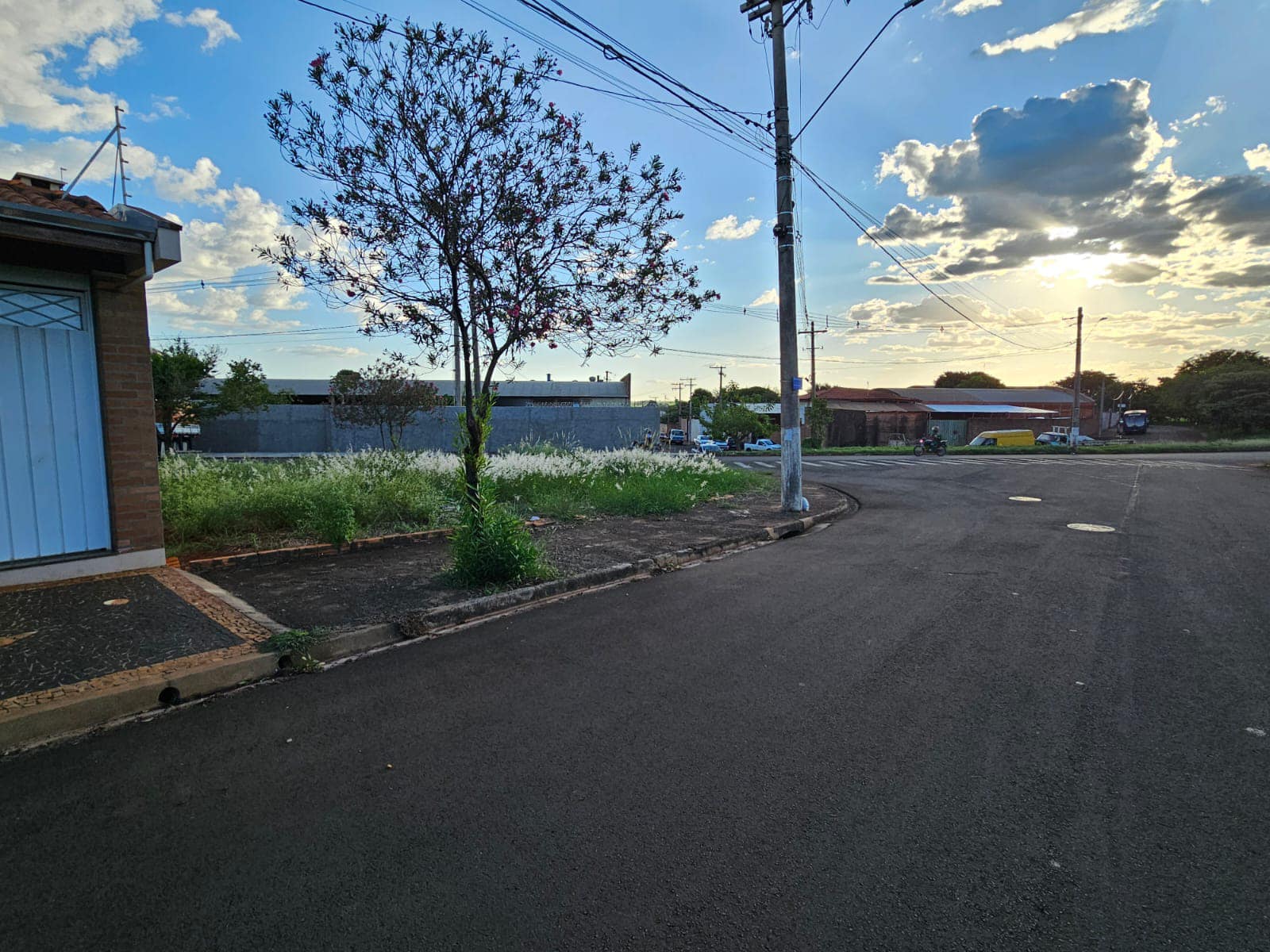 Terreno Rua Amazonas, n 40, Lote 01 da quadra 06- Parque Varotti
