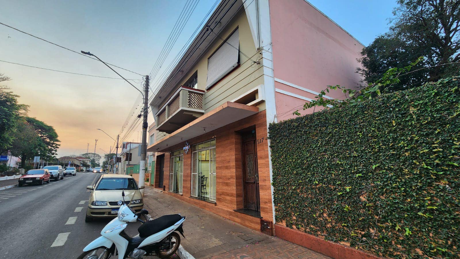 IMÓVEL COMERCIAL E RESIDENCIAL NO CENTRO / ÓTIMA LOCALIZAÇÃO Rua Prudente de Moraes, n527