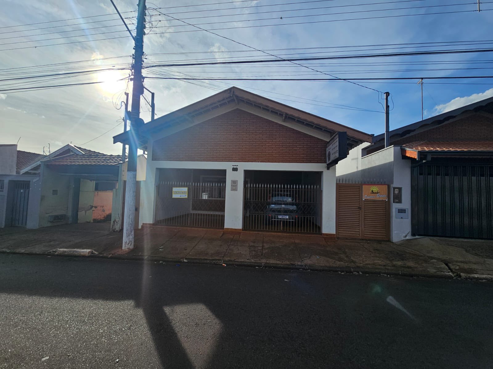 Casa Avenida Quinze de Novembro , n1200- CENTRO ( ÓTIMA LOCALIZAÇÃO)