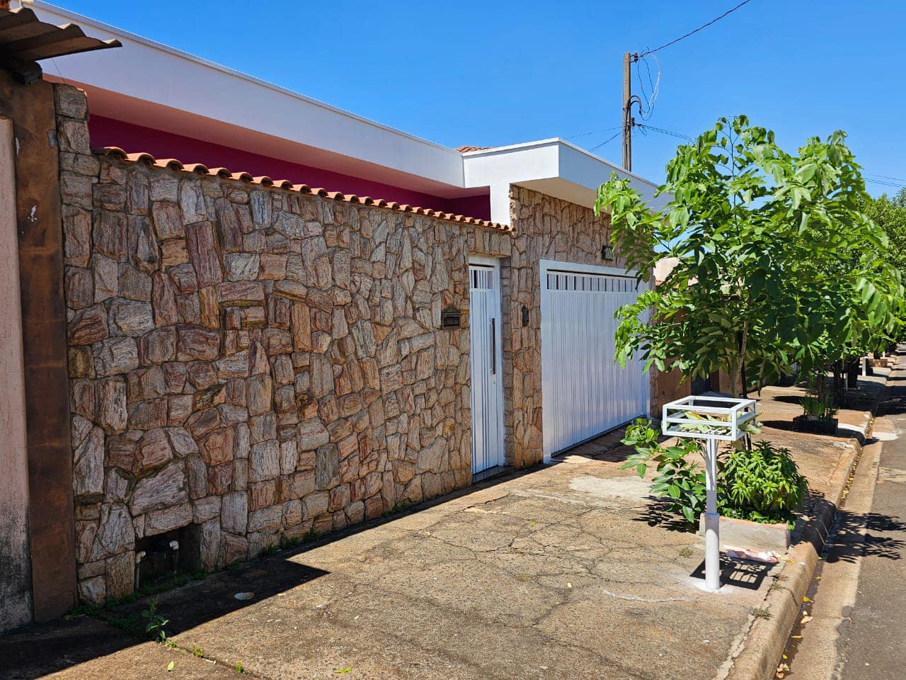 Casa Rua Hidelbrando Deperon, n100- Conjunto Habitacional Duílio Posse
