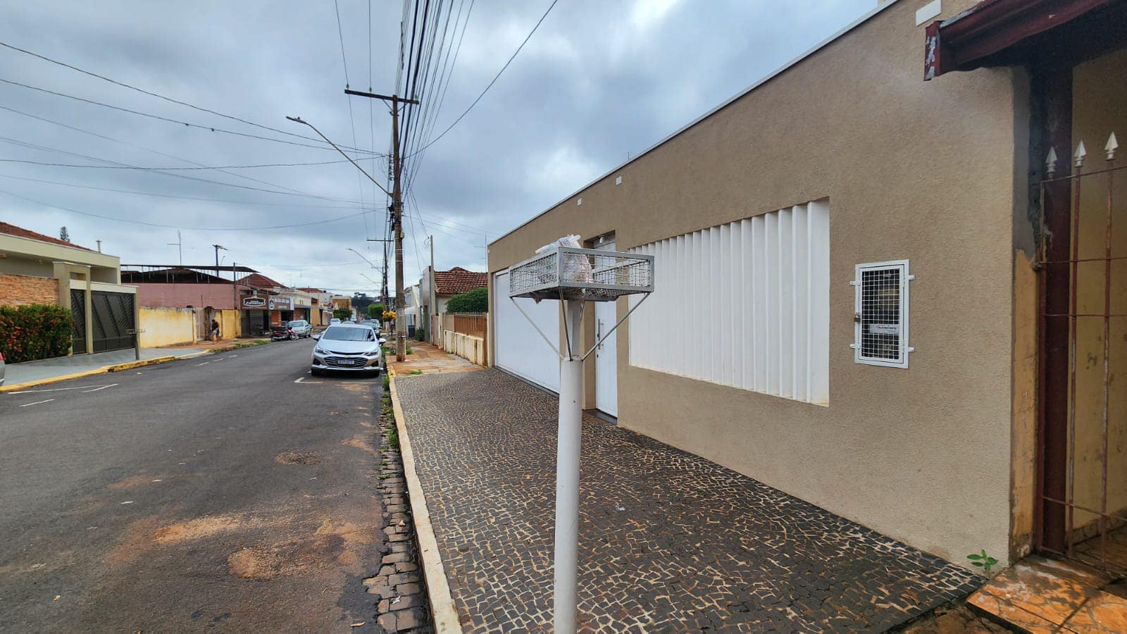 Casa Rua Treze de Maio , n 443- Vila Bortone