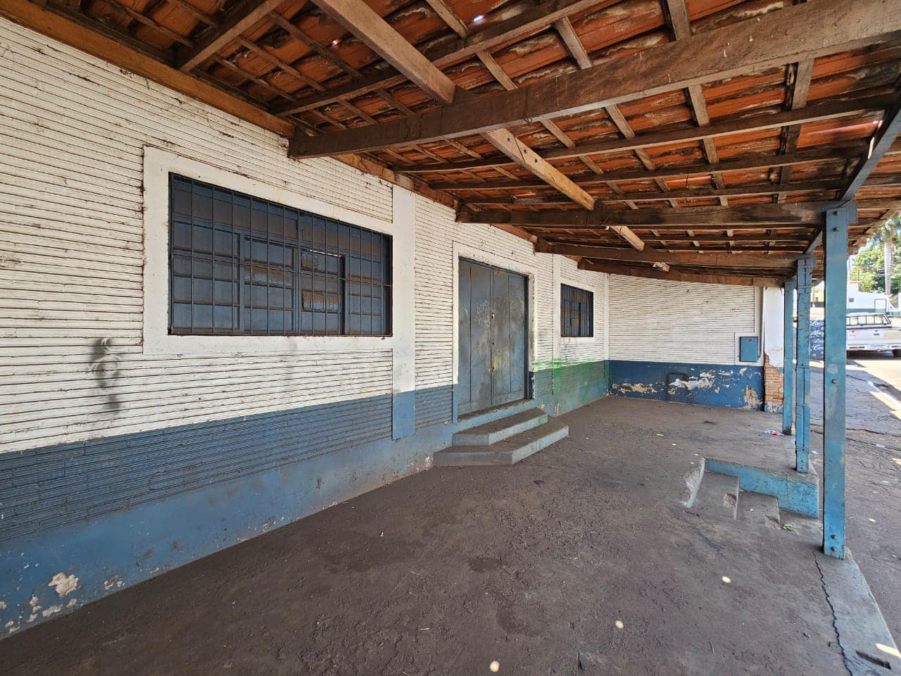 Barracão Comercial Avenida Armando Penteado, n 967- Vila Bortone