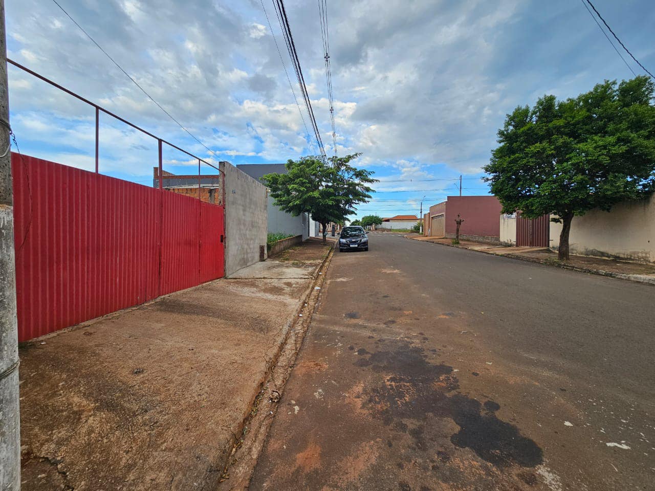 SOBRADO RESIDENCIAL Rua Paraíba , n181- Parque Varotti