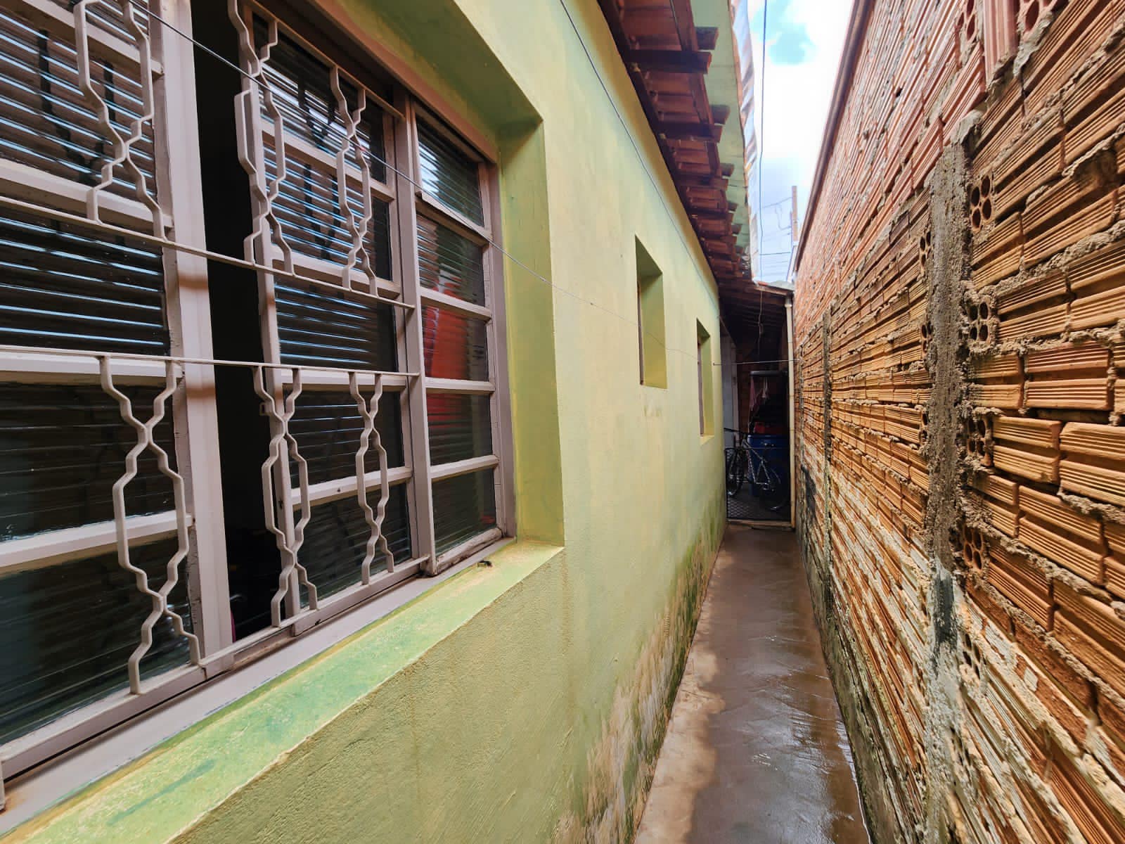 Casa Residencial Geminada Rua Atilio Marcomini, n 34 - Santa Luzia