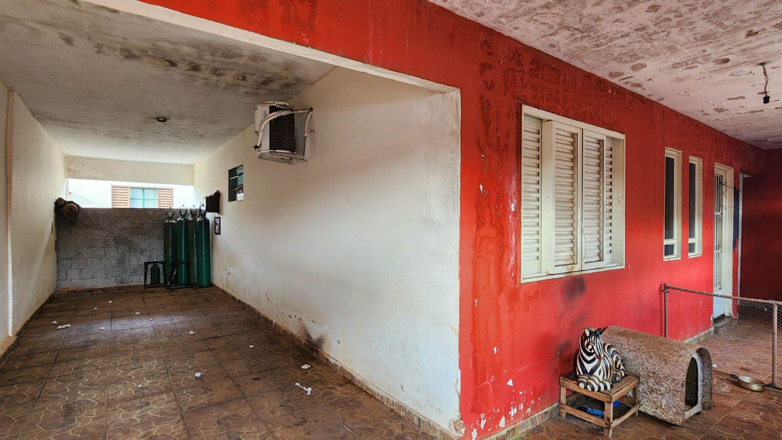 Duas Casas Rua Diamantino Mendes Ramos, n 160- Conjunto Habitacional Etore Marquezelli