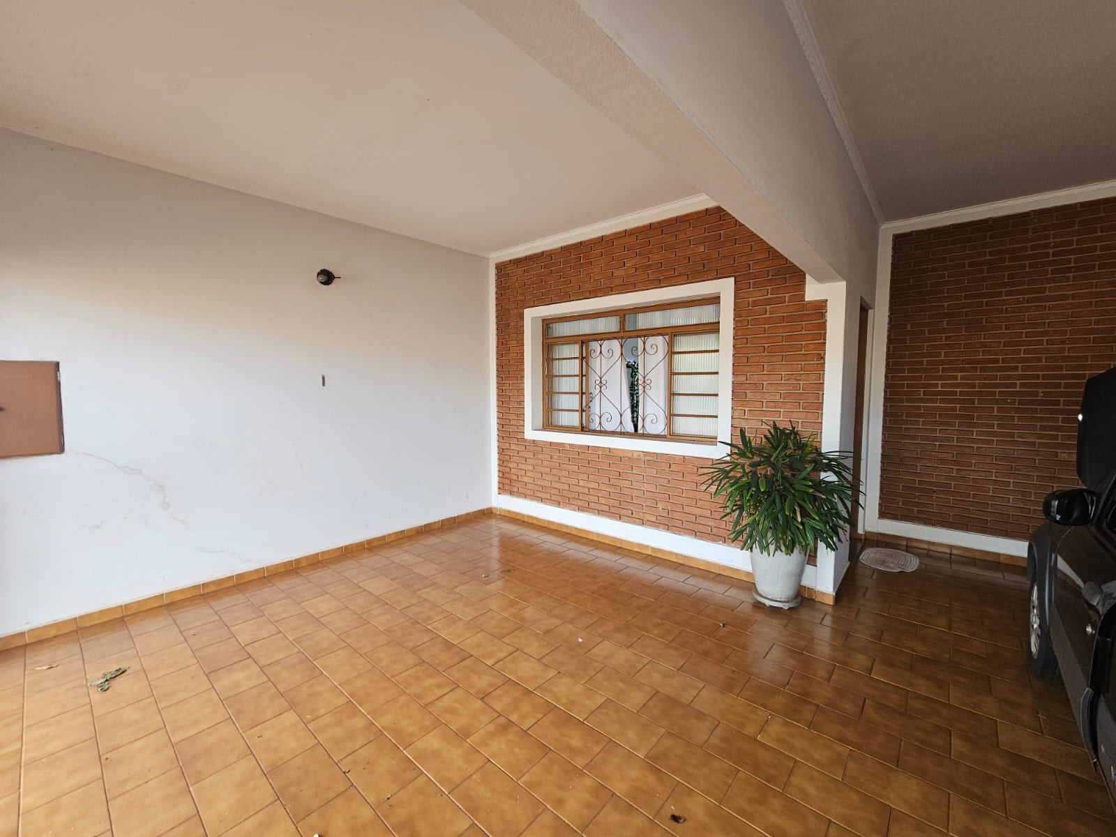 Casa Avenida Quinze de Novembro , n1200- CENTRO ( ÓTIMA LOCALIZAÇÃO)