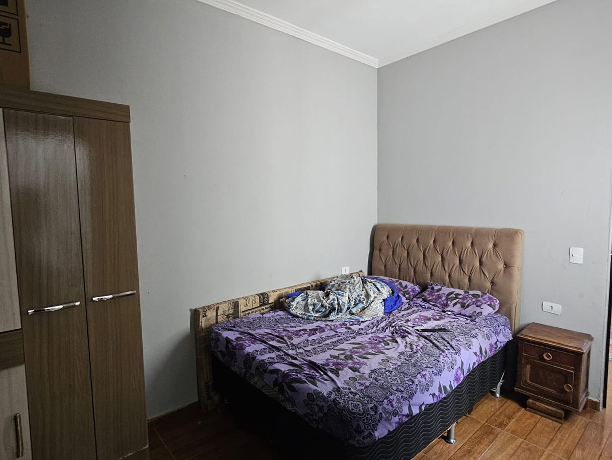 DUAS CASAS RESIDENCIAL UMA EM CONSTRUÇÃO, Rua São Paulo n 415- Parque Varotti