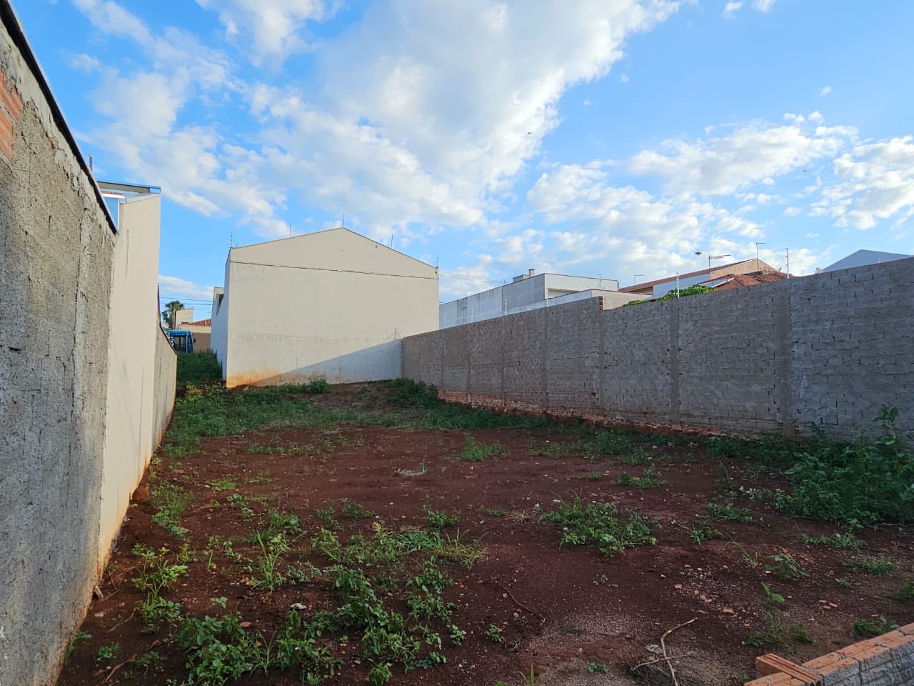 Terreno Rua Antônio Girotto Girotinho, Lote 35 da quadra C - Vila Bento Altarugio