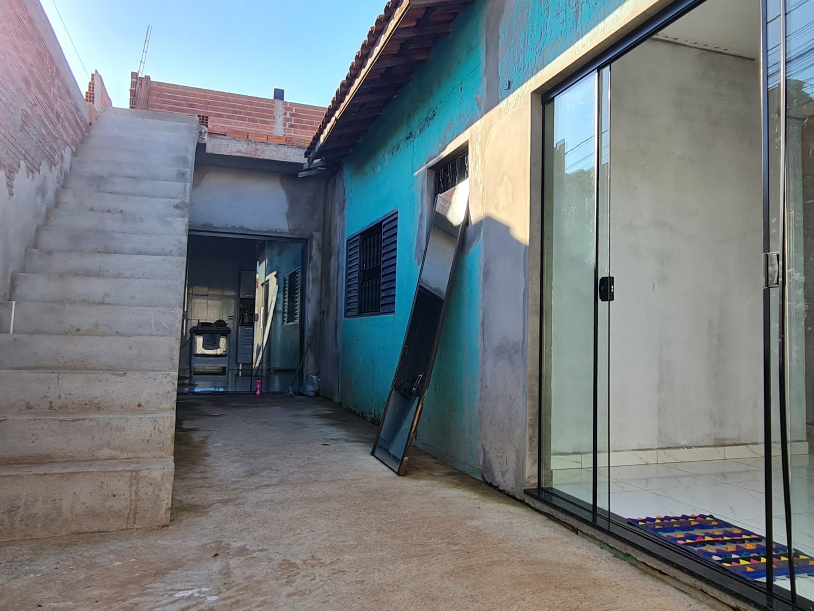 Casa Rua José Vieira Martins , n 102- Santa Luzia