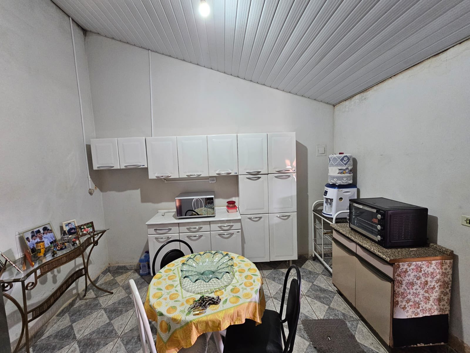 Casa na Avenida do Café, n 1020- Centro