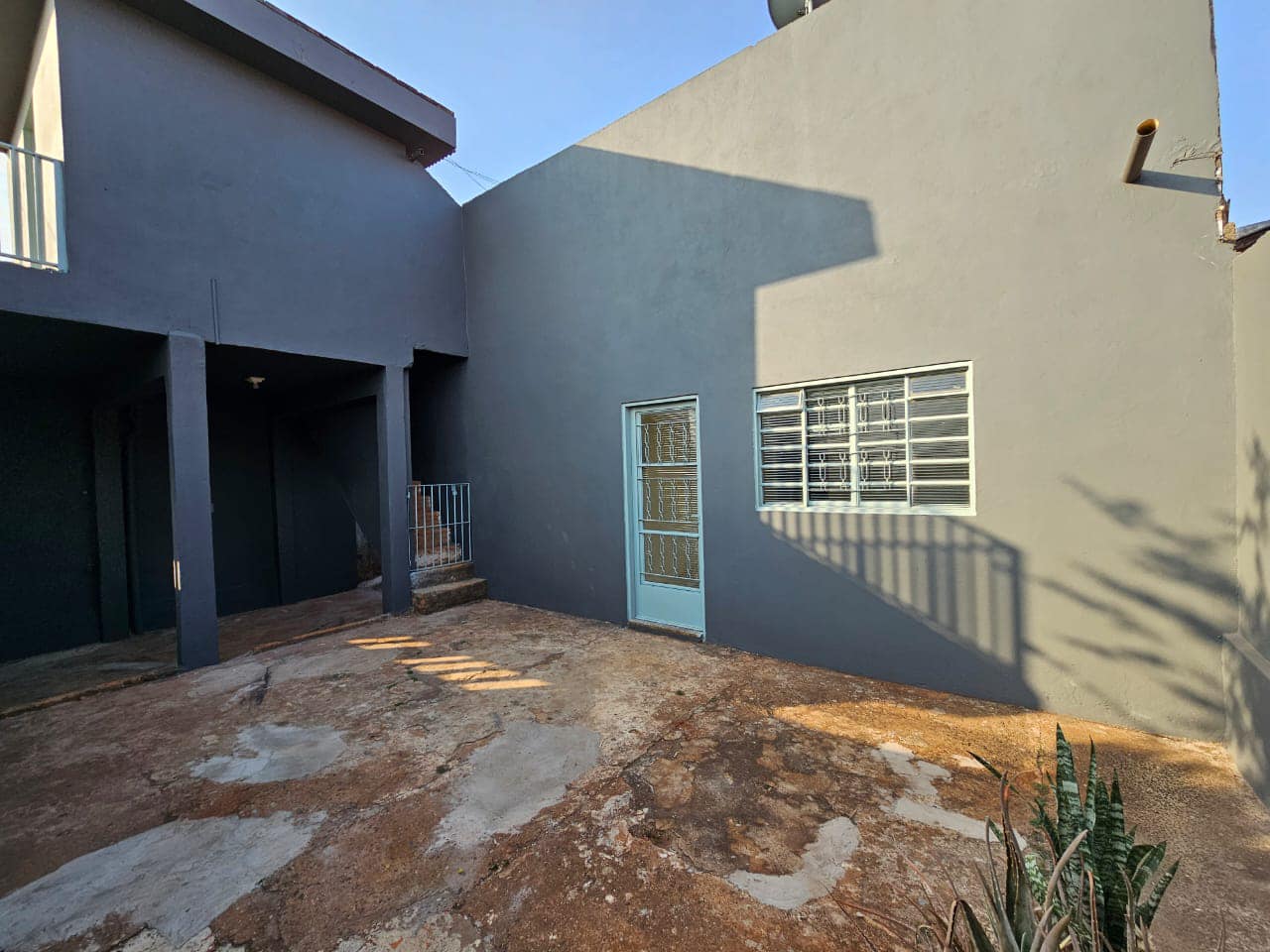 Casa Rua Lídia Baldoni Zandoná, n 198- Conjunto Habitacional Etore Marquezelli