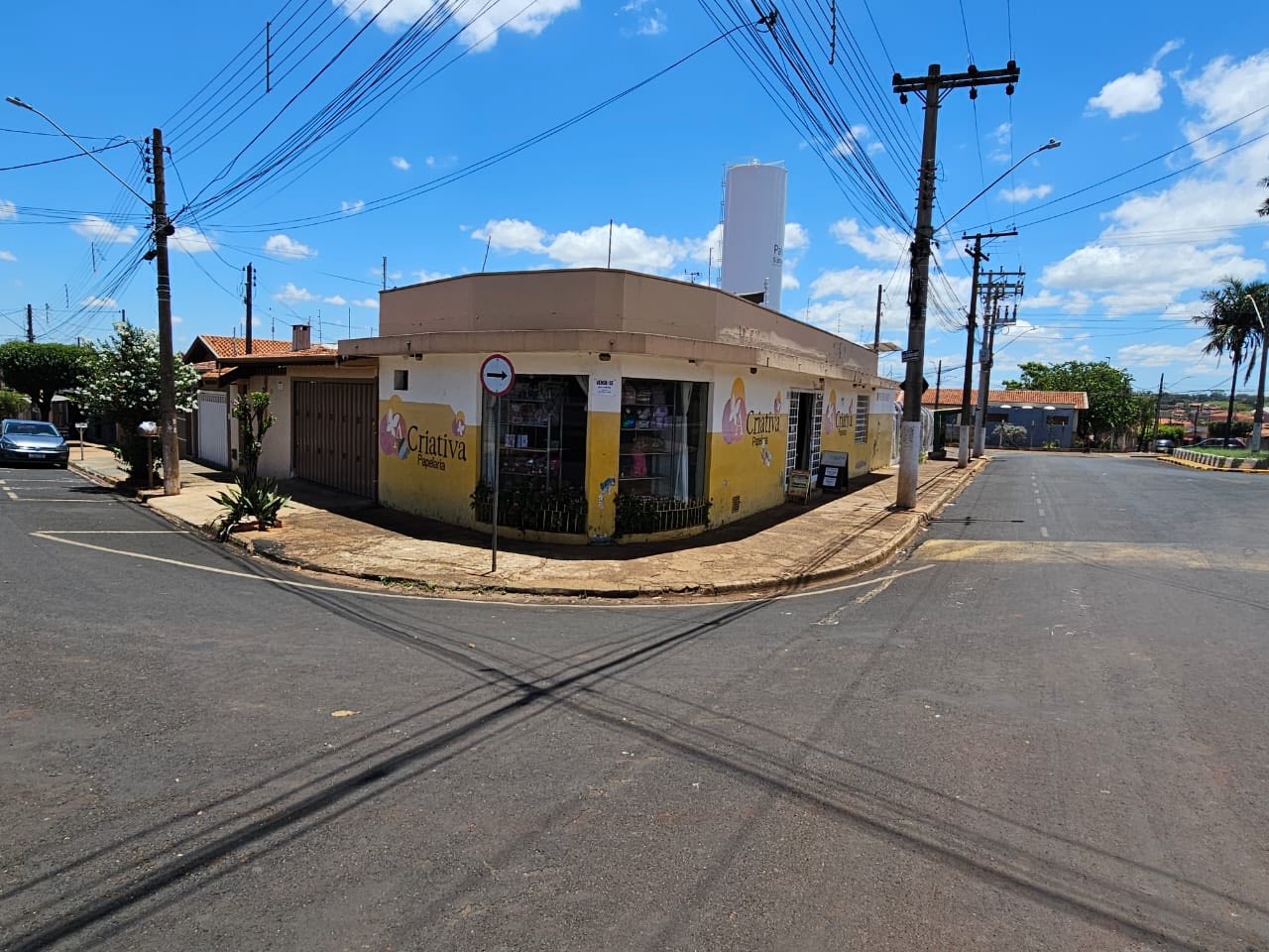 Casa Residencial / Comercio Rua Dr José Mendes da Silva , n 20- Conjunto Habitacional Ada Dedini Ometto