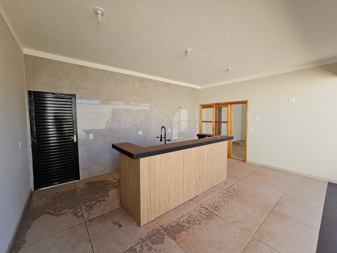 Casa Rua Espírito Santo, n 48- Parque Varotti