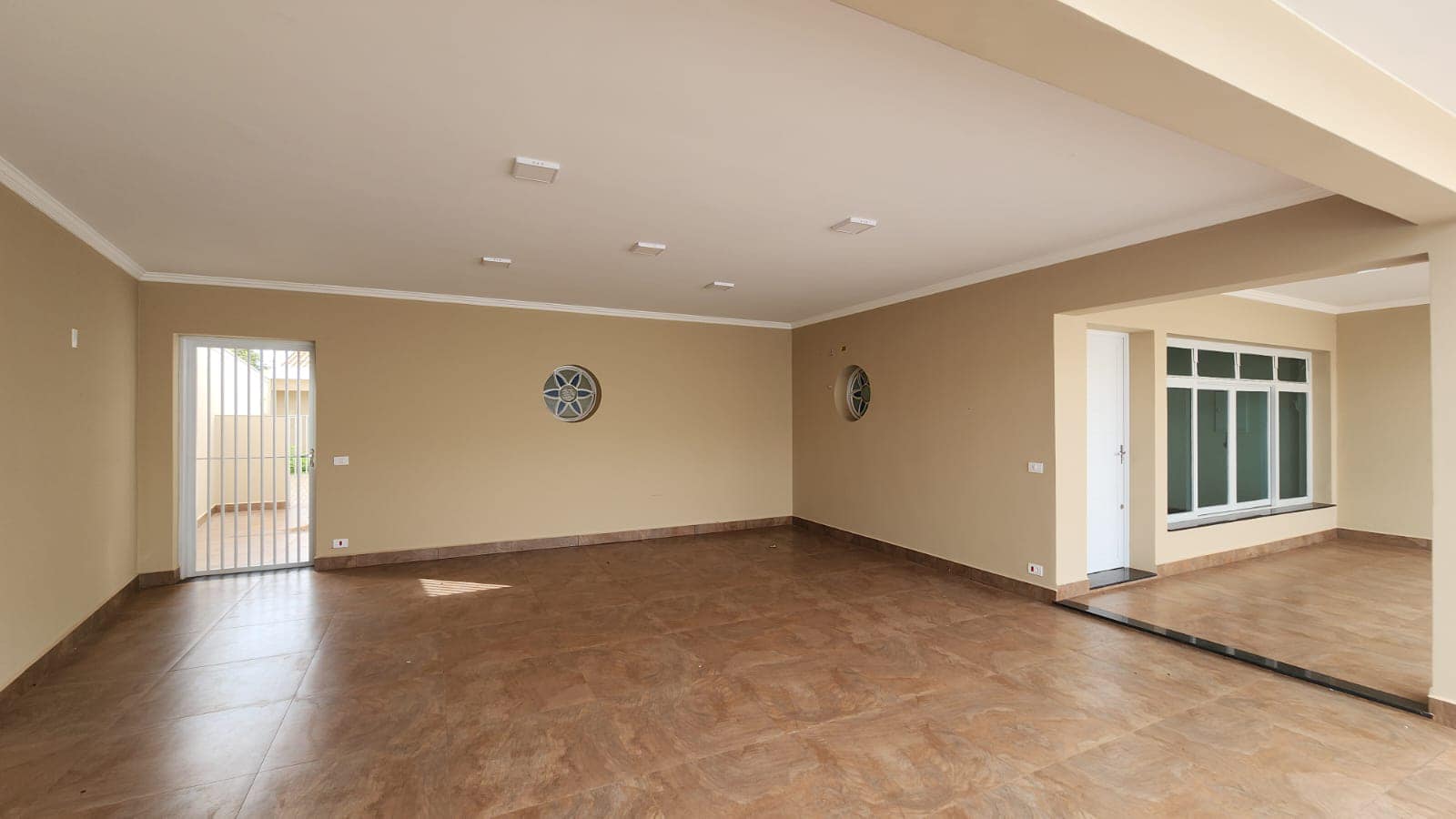 Casa Rua Treze de Maio , n 443- Vila Bortone