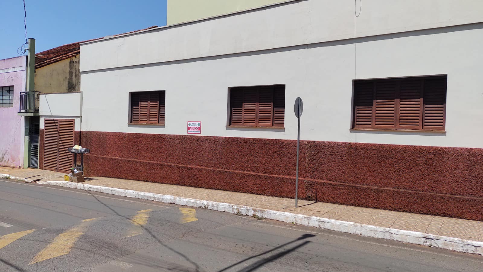 Rua Crispim de Abreu , n 494- Centro / Comércio ,  Rua Coronel Penteado, n251- Centro EXCELENTE LOCALIZAÇÃO