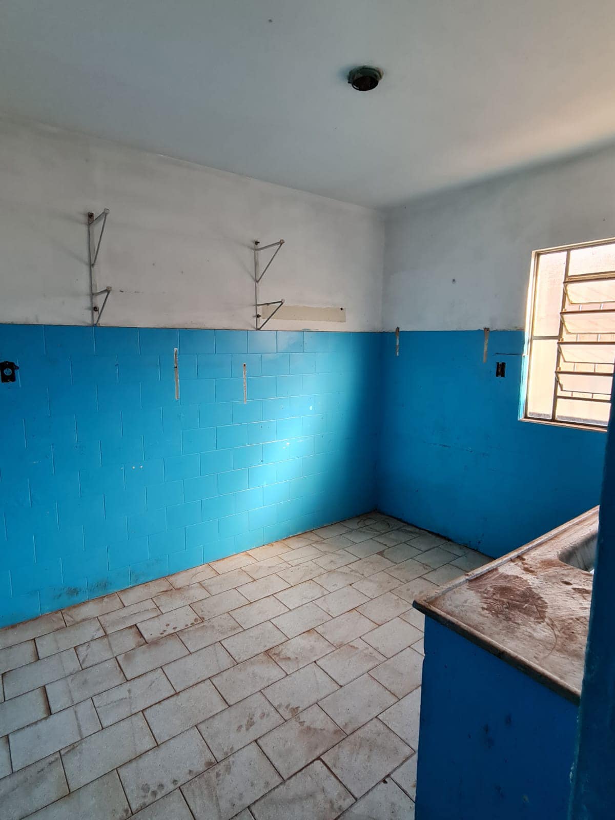 CasaRua José Mendes da Silva , n 37- CONJ Habitacional Ada Dedini Ometto