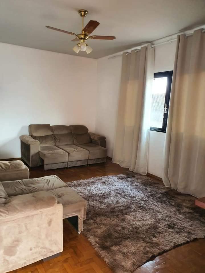 CASA RESIDENCIAL COM SALÃO COMERCIAL, Avenida Quinze de Novembro, n 1165- Centro