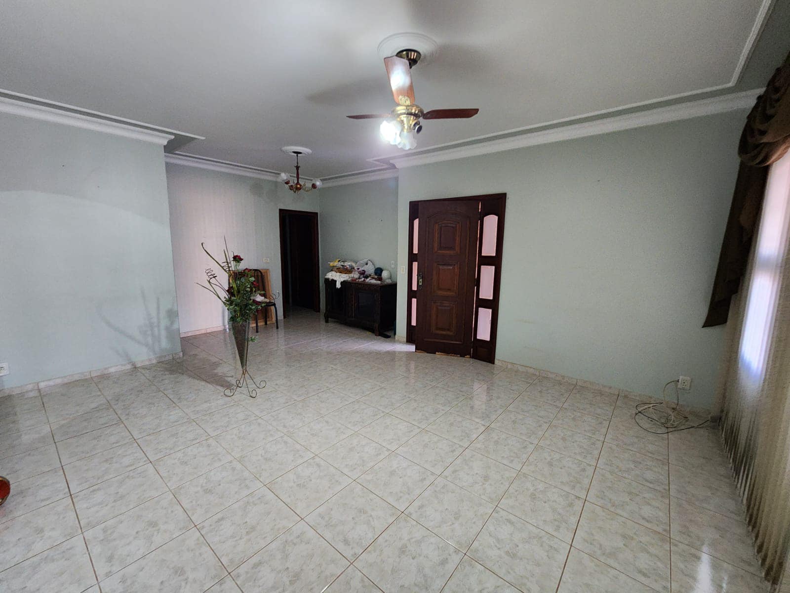 Casa Rua Albino Schiavon, n 112- Conjunto Habitacional Ada Dedini Ometto