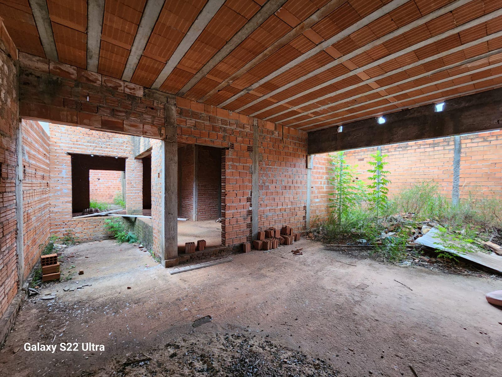 SOBRADO EM CONSTRUÇÃO, Rua Piauí, n121- Parque Varotti