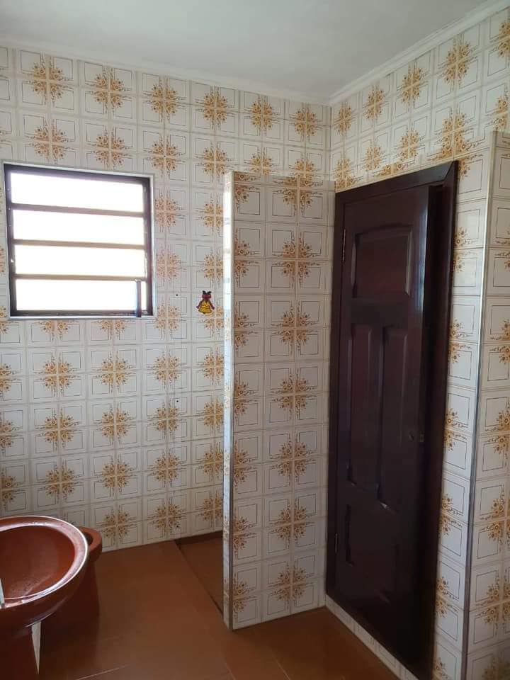 CASA RESIDENCIAL COM SALÃO COMERCIAL, Avenida Quinze de Novembro, n 1165- Centro