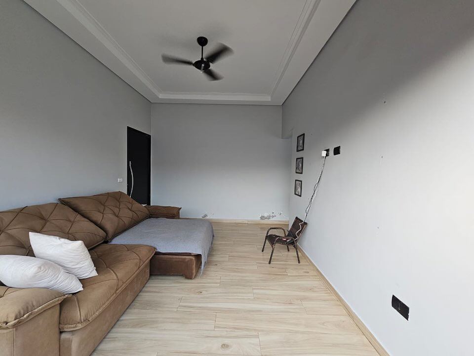 Casa na Rua Alagoas, n100- Parque Varotti