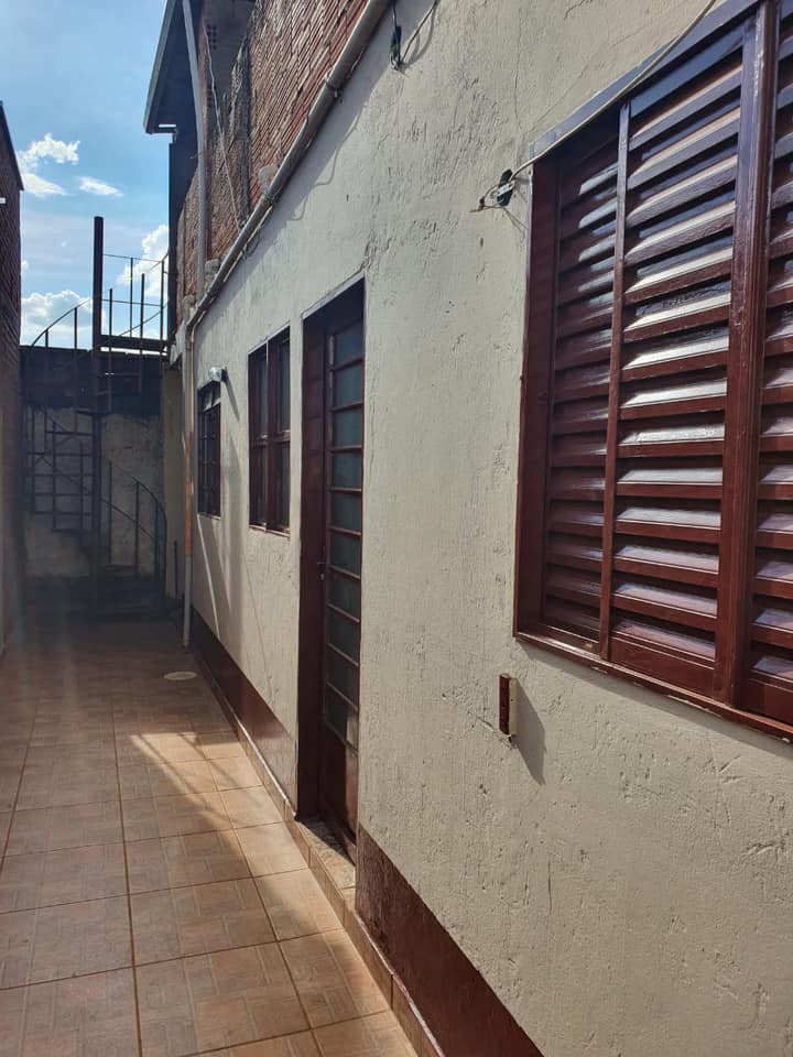 3 Casas Residencial - Vila Bonatti ( Otima oportunidade para Locação)