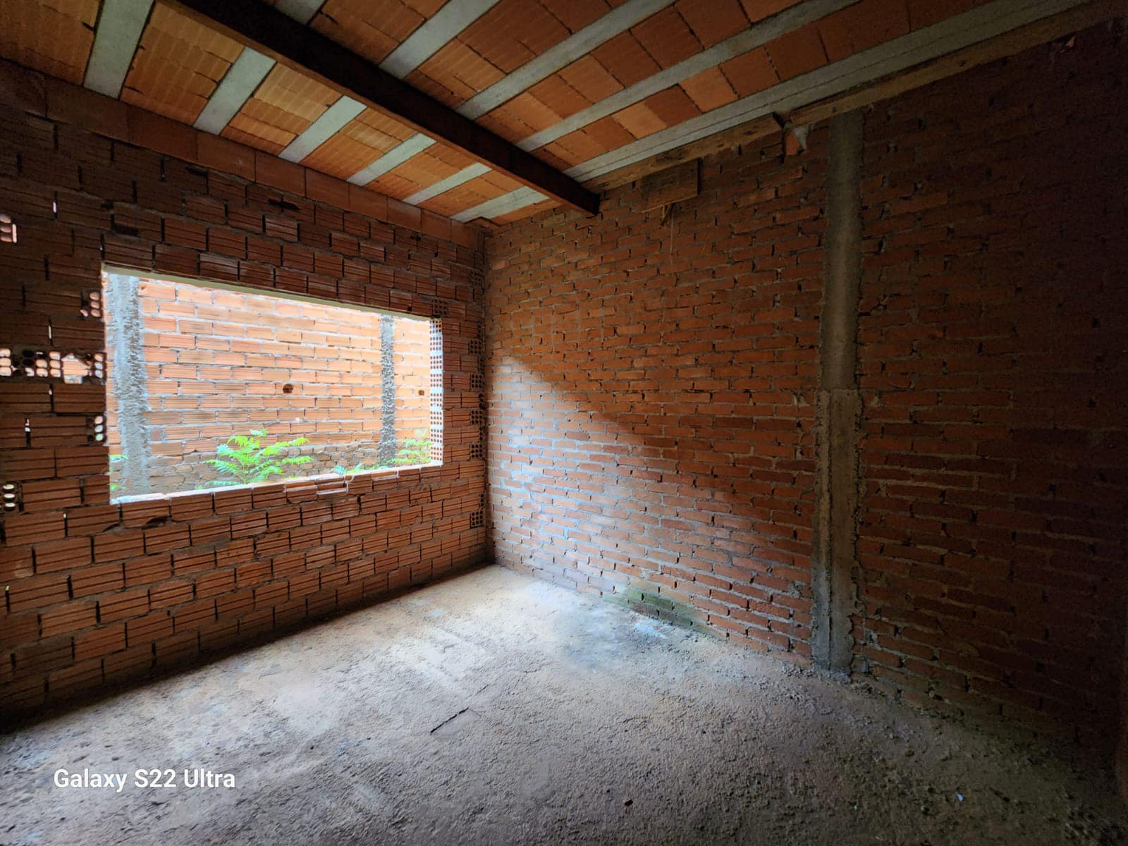 SOBRADO EM CONSTRUÇÃO, Rua Piauí, n121- Parque Varotti