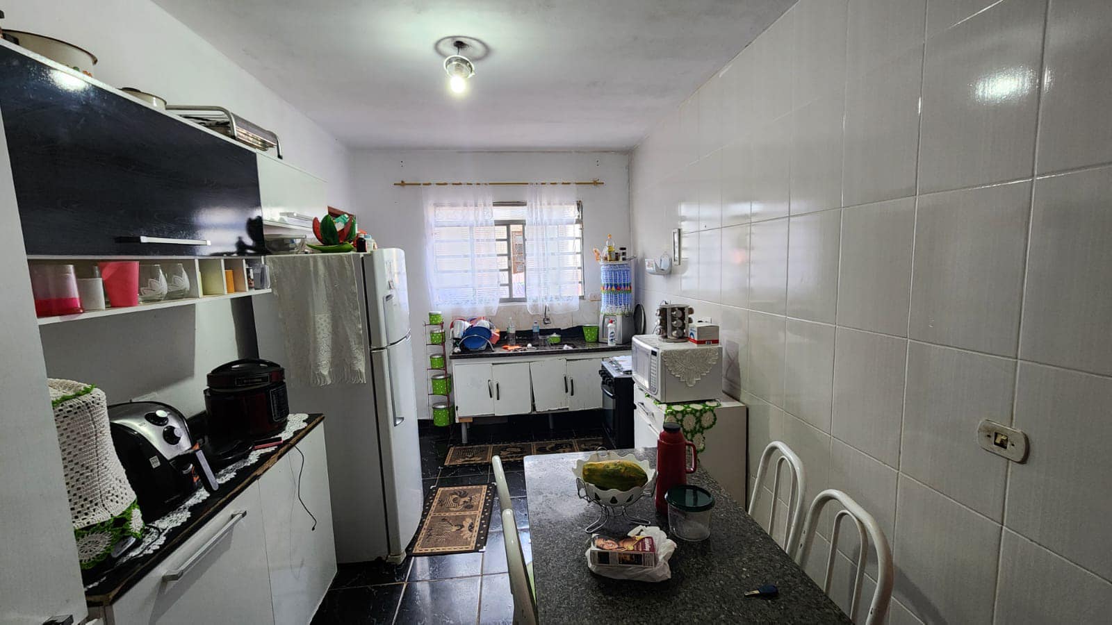 Duas Casas Rua Diamantino Mendes Ramos, n 160- Conjunto Habitacional Etore Marquezelli