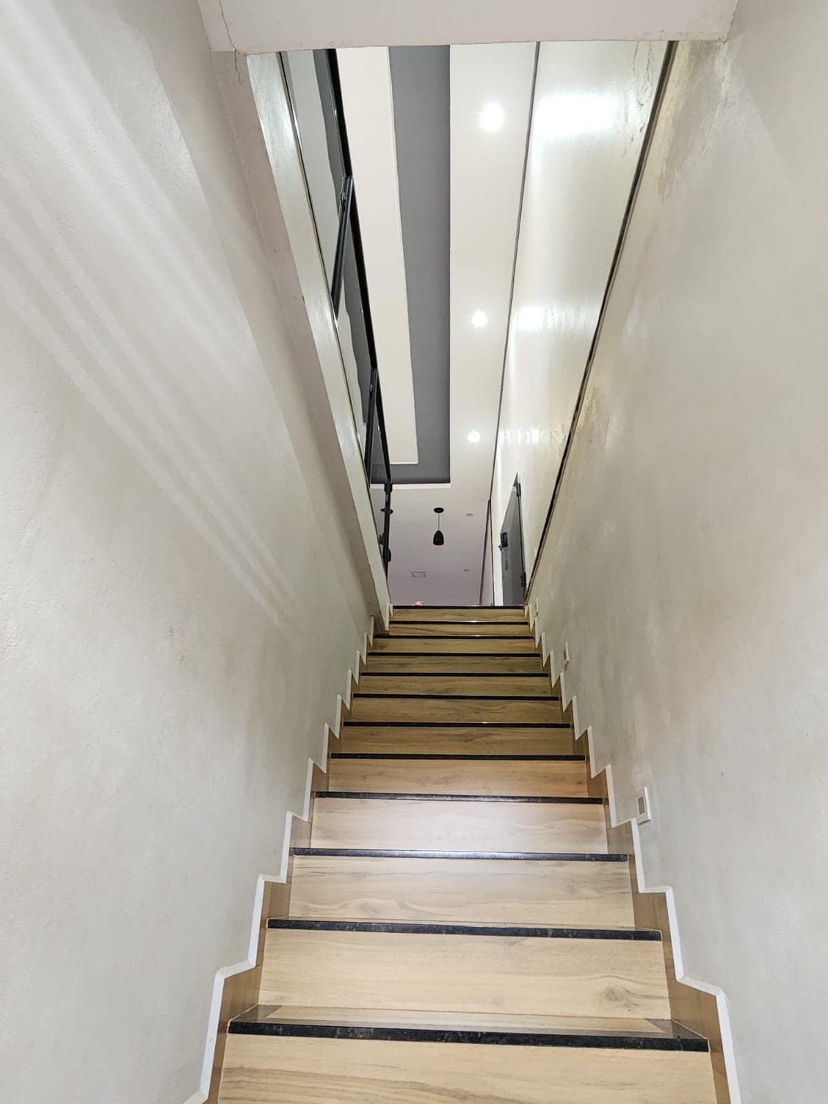 SOBRADO COMERCIAL E RESIDENCIAL, Rua Agostinho de Biase, n 546- Jardim Brasil