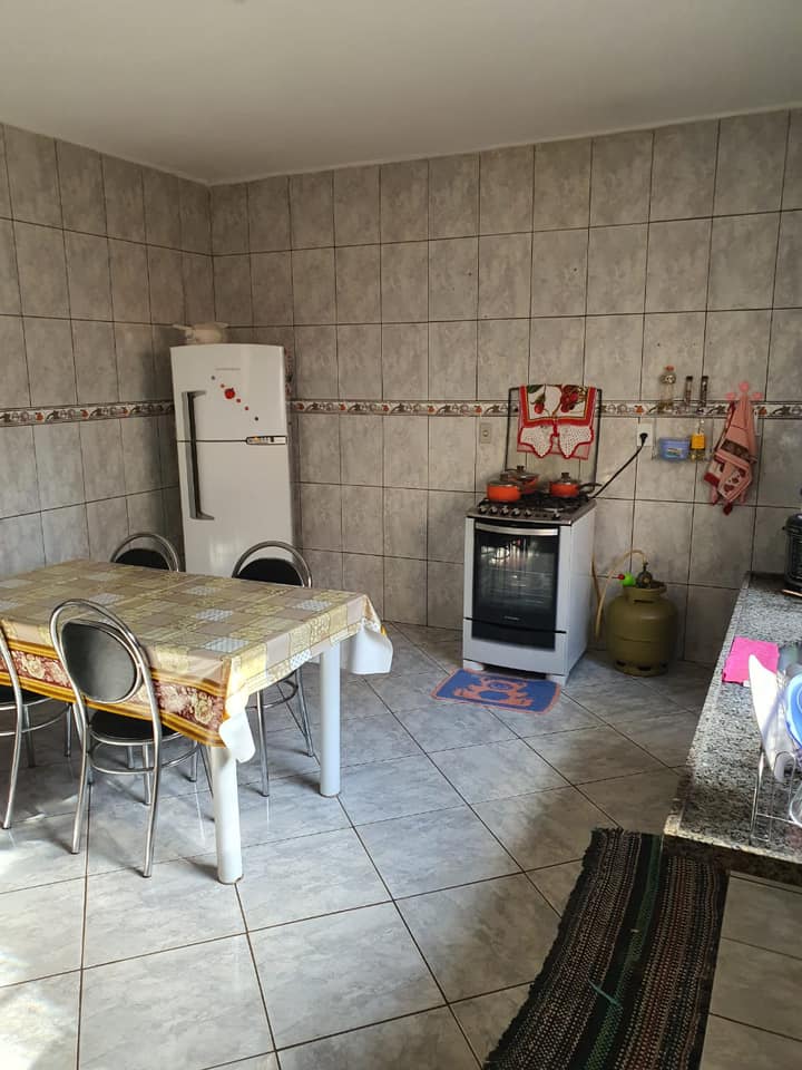 3 Casas Residencial - Vila Bonatti ( Otima oportunidade para Locação)