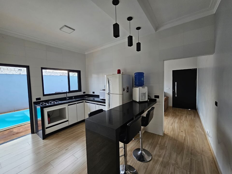 Casa na Rua Alagoas, n100- Parque Varotti