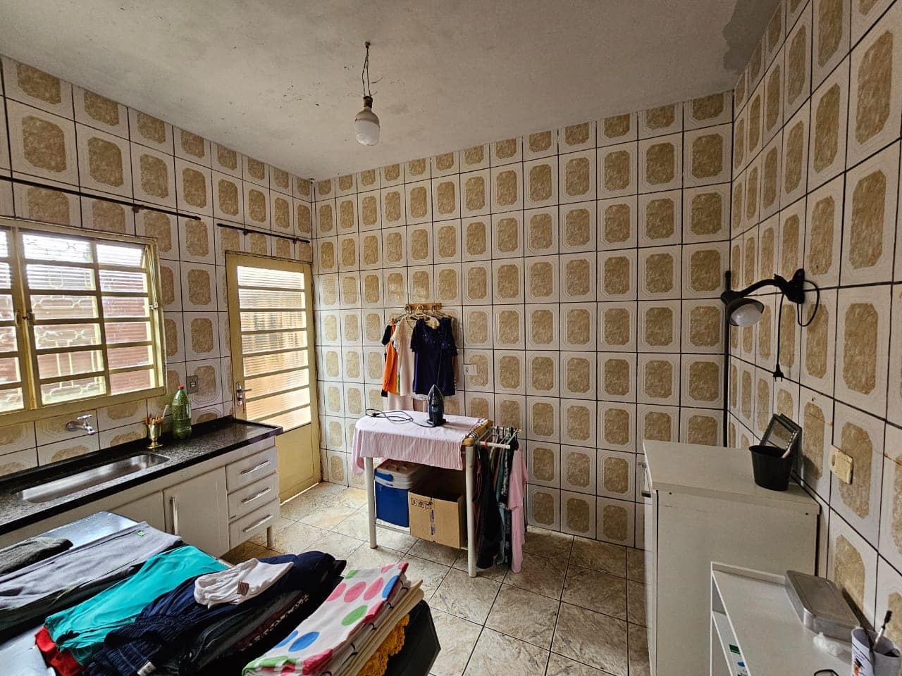 Casa Rua dos Cravos, n71- Jardim Bela Vista