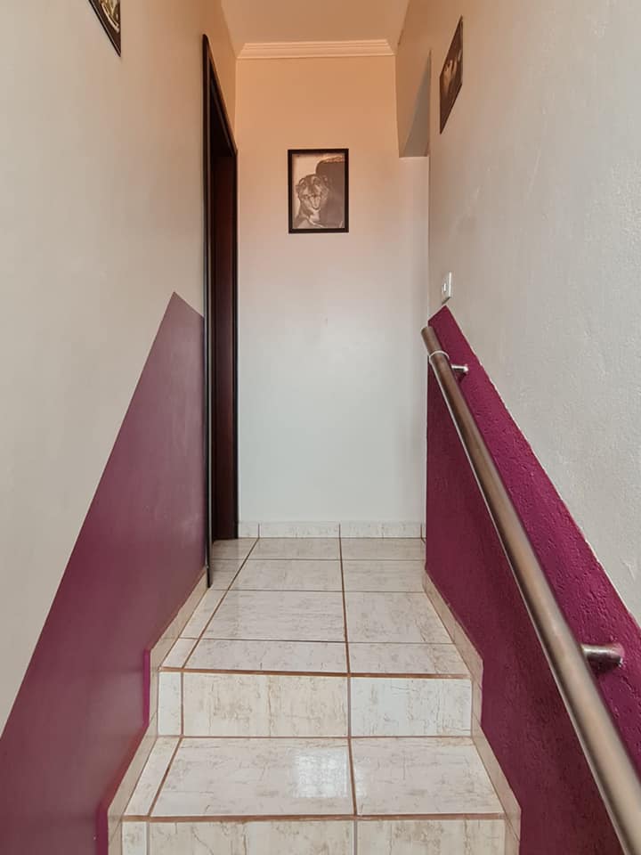 SOBRADO, na Rua Ernesto Bussaglia, n 15- Jardim Pedro Ometto