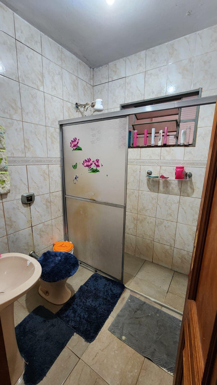 Duas Casas Rua Diamantino Mendes Ramos, n 160- Conjunto Habitacional Etore Marquezelli