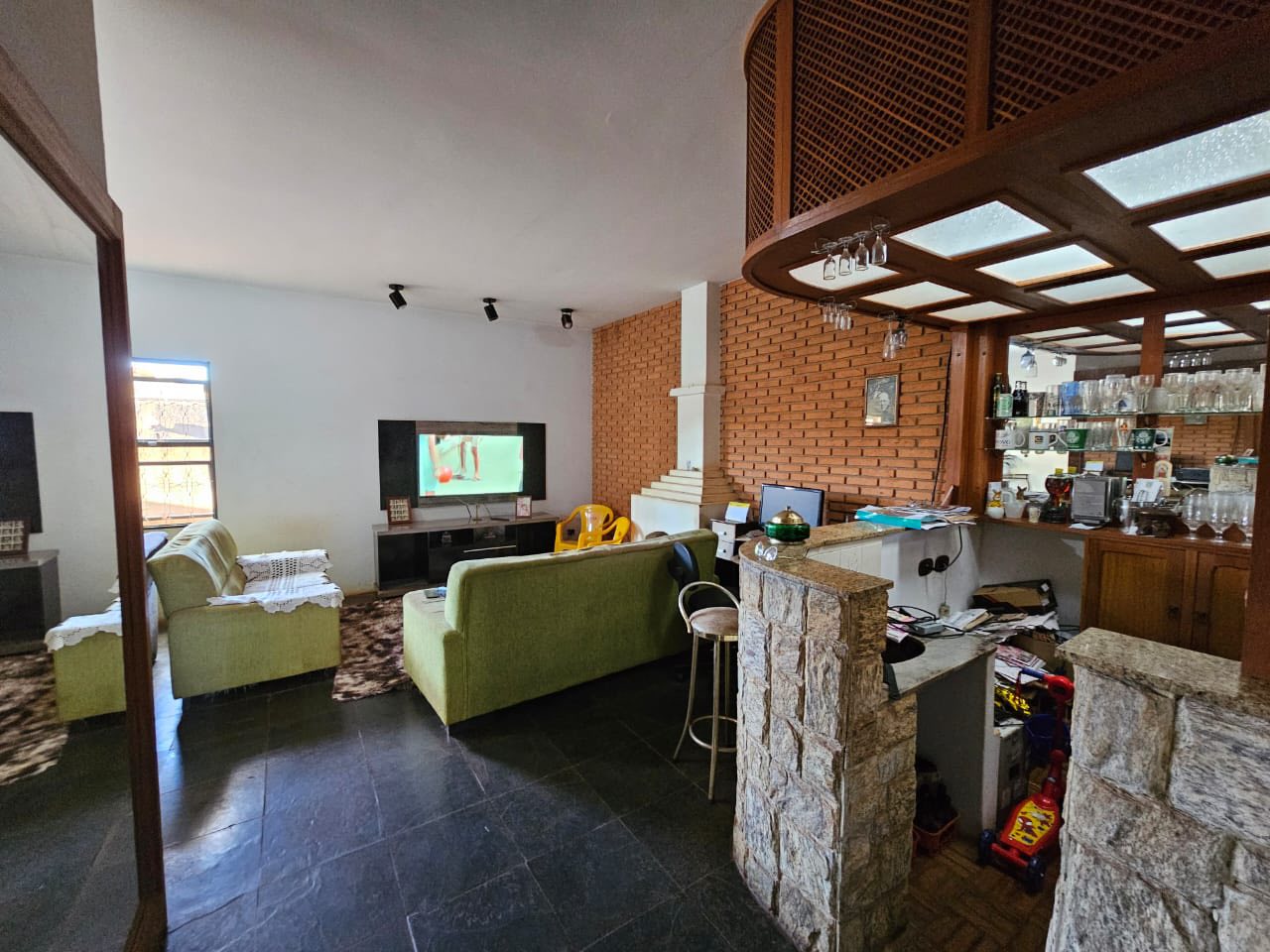 Casa Rua Monteiro de Barros, n 56- Centro Ótima Localização