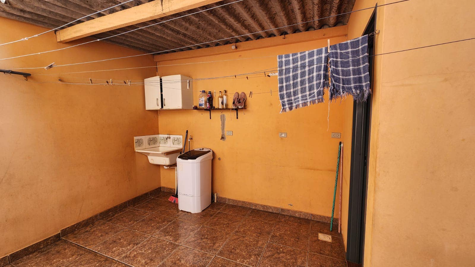 Casa Rua Orpheu Ezio Galluci, n170- Jardim Pedro Ometto