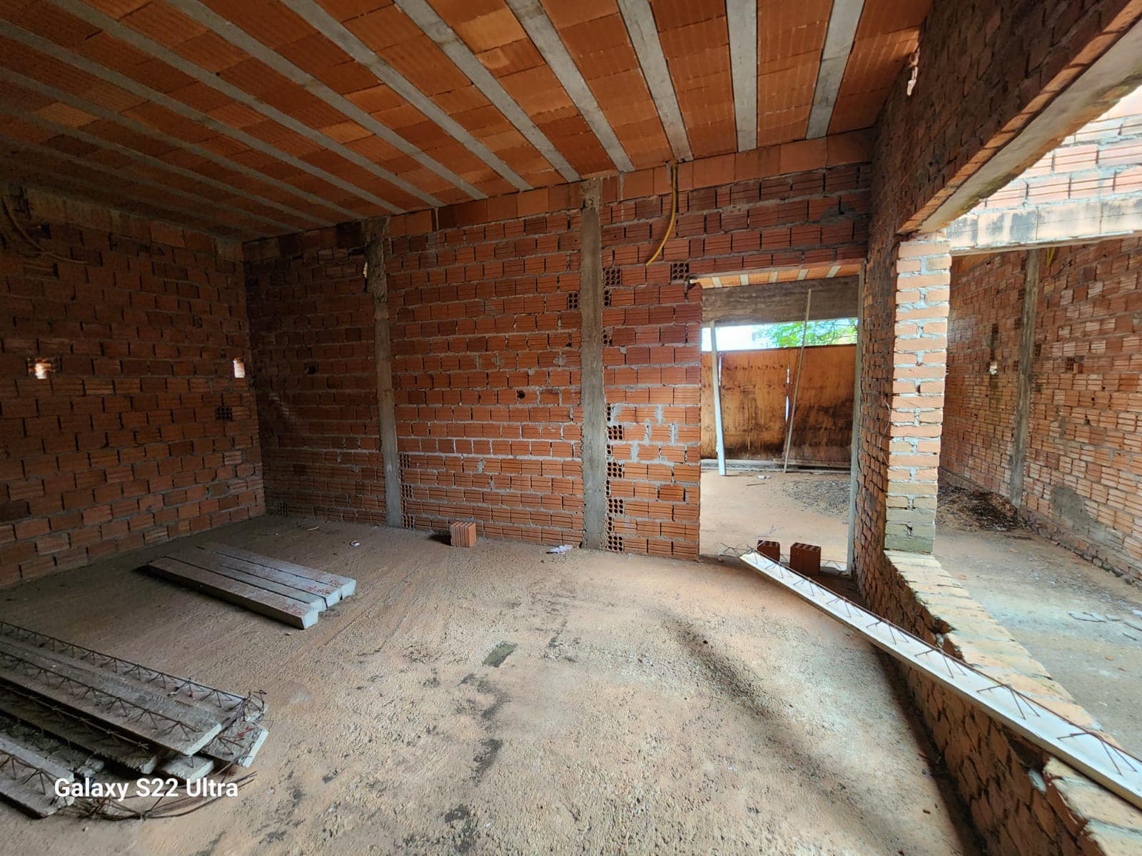 SOBRADO EM CONSTRUÇÃO, Rua Piauí, n121- Parque Varotti